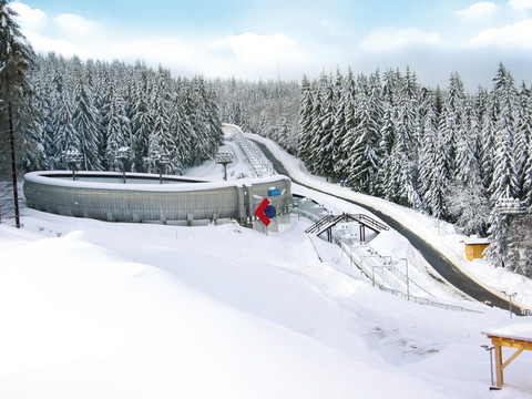 SachsenEnergie-Eiskanal Altenberg, Rennschlitten- und Bobbahn