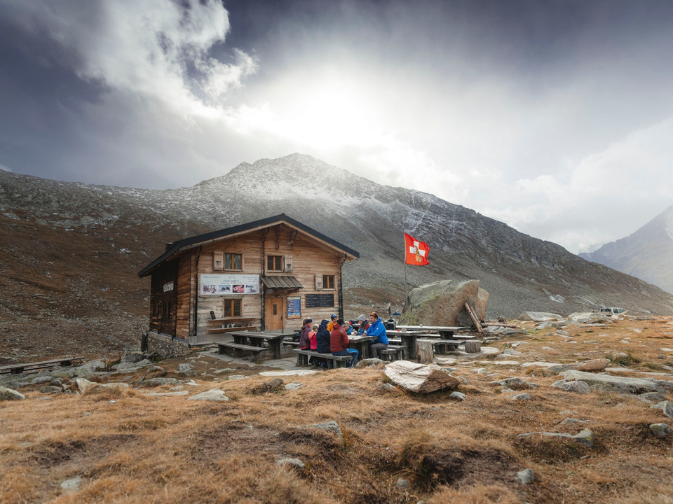 Gletschertour auf dem Grossen Aletschgletscher in der Aletsch Arena