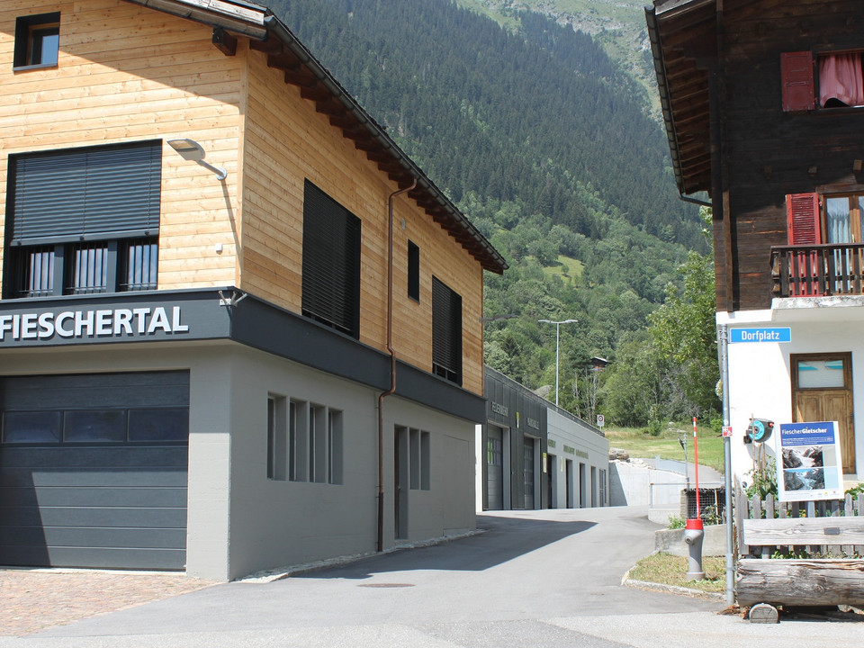 Themenweg Sauriertrail Fieschertal - Feuerstelle Brüchergand - Fieschertal