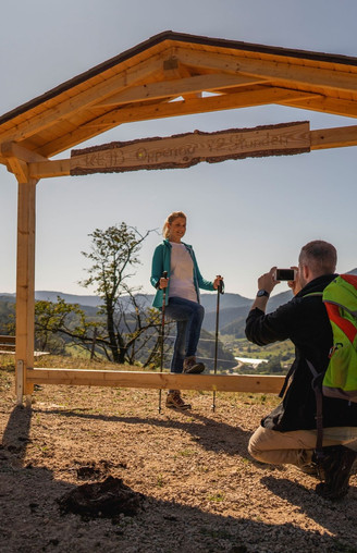 Fotofenster am Kinderpfad Rosi Rotkehlchen