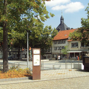 Infostele Stadtgeschichte am Marktplatz in Salzgitter-Bad