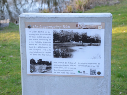 Stele am Lappenspringteich in Salzgitter-Bad