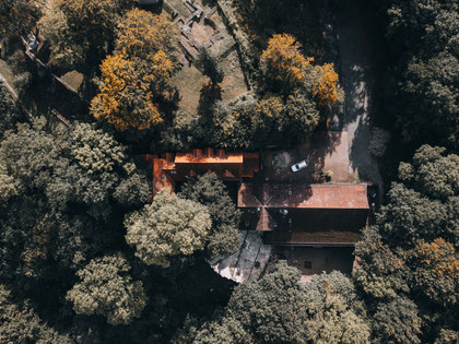 Luftbildaufnahme vom Peak Hotel in Salzgitter-Lichtenberg