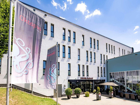 DSC05900_ret RGB-1600px