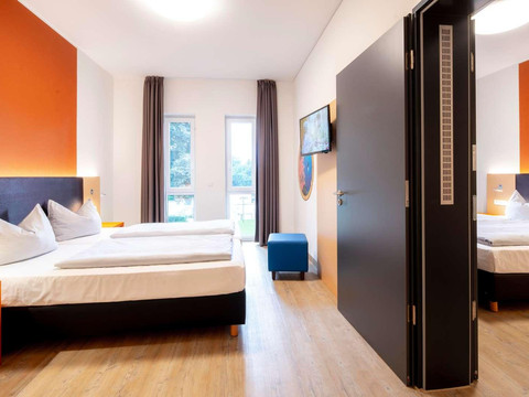 DSC05828_ret RGB-1600px