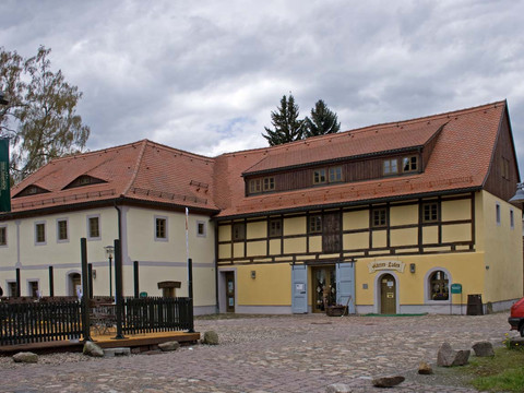 Zimmerhaus, Hüttenschule