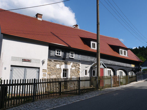 Das Richter Häusl von der Straßenseite