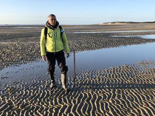 Wattführer Jan Krüger im Hörnumer Watt hochkant.JPG