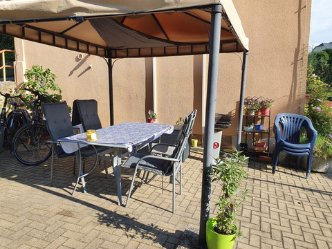 Pavillon für alle Gäste des Hauses