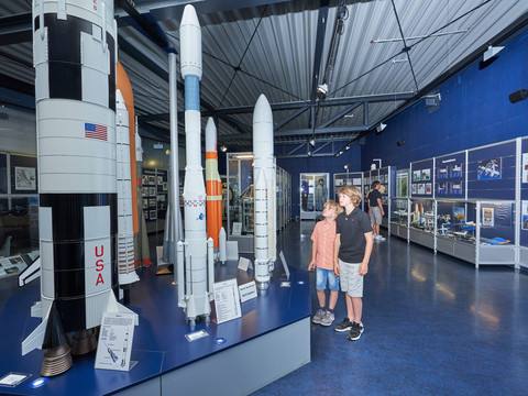 Kinder in der Deutschen Raumfahrtausstellung
