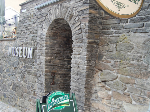 Museumskeller - Eingang an der ehemaligen Stadtmauer von Reichenbach