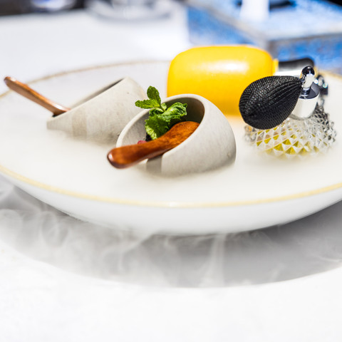 „Seven Paintings – The Art of Dining“ „Seven Paintings – The Art of Dining“„Seven Paintings – The Art of Dining“