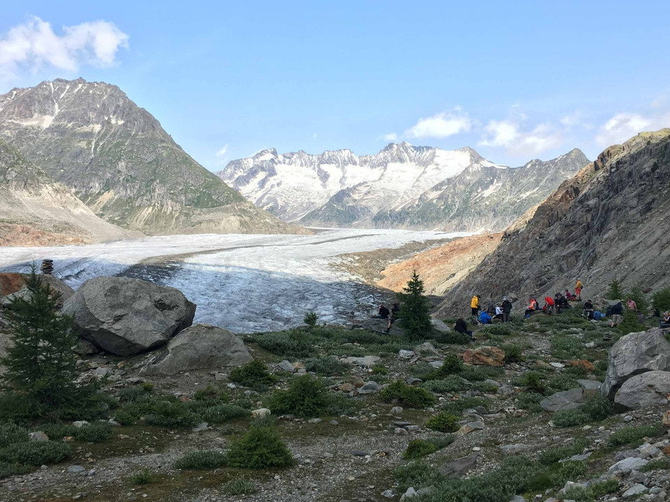 Rundwanderung von der Bettmeralp zu den Chatzulechern und zurück