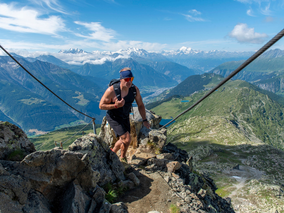 Alpine Wanderung UNESCO-Höhenweg vom Bettmerhorn zum Eggishorn