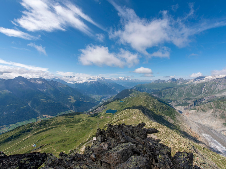 Alpine Wanderung UNESCO-Höhenweg vom Bettmerhorn zum Eggishorn