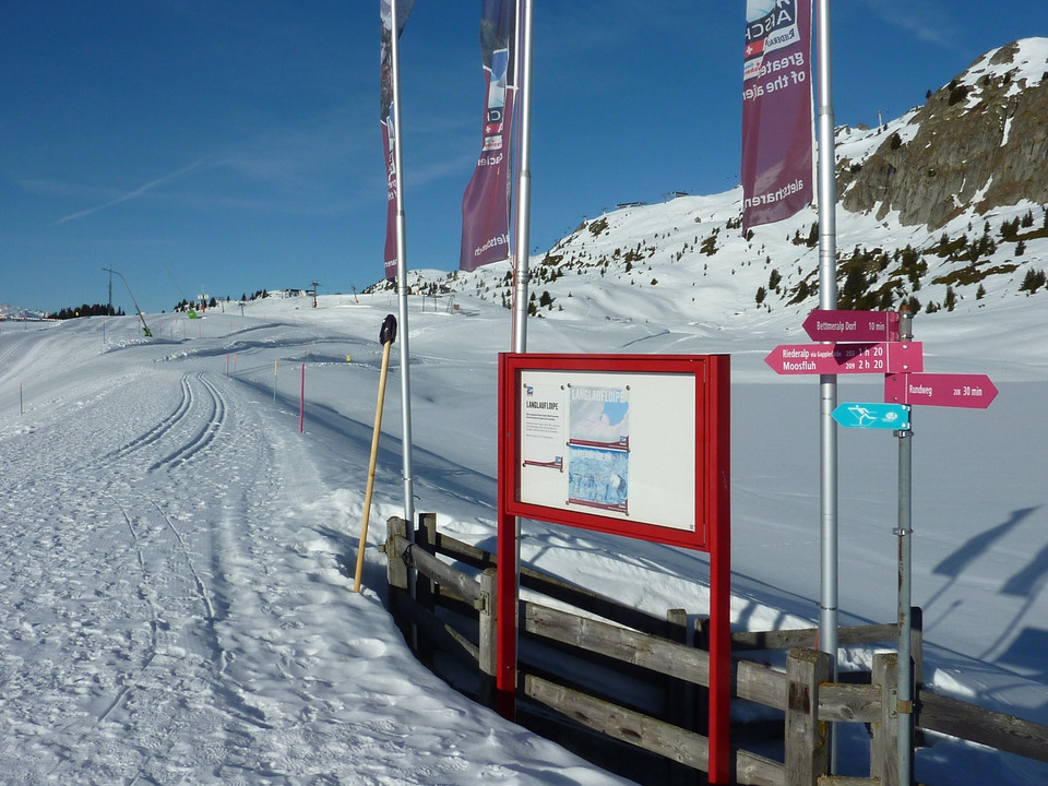 Winterwanderung von der Bettmeralp via Bettmersee, Gopplerlücke zur Riederalp
