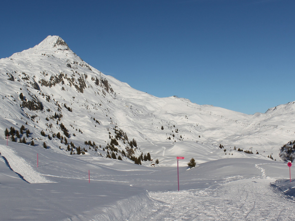 Winterwanderung von der Bettmeralp via Bettmersee, Gopplerlücke zur Riederalp