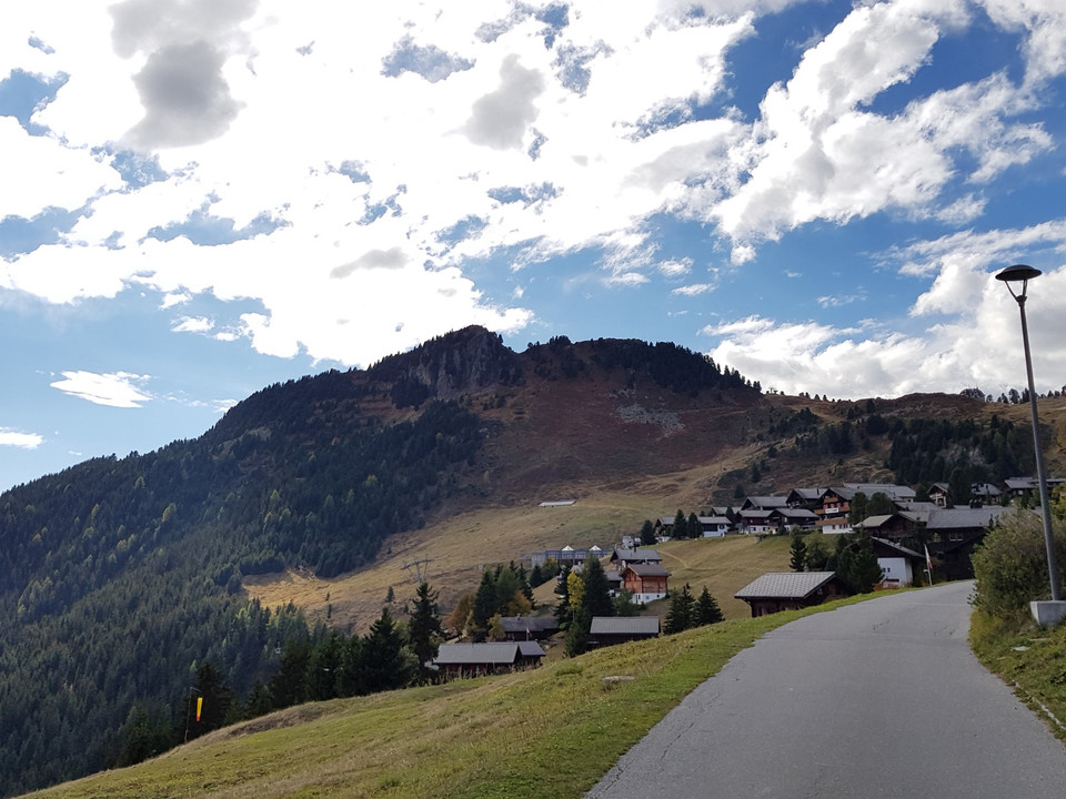 Wanderung von der Bettmeralp über die Aletschpromenade zur Riederalp