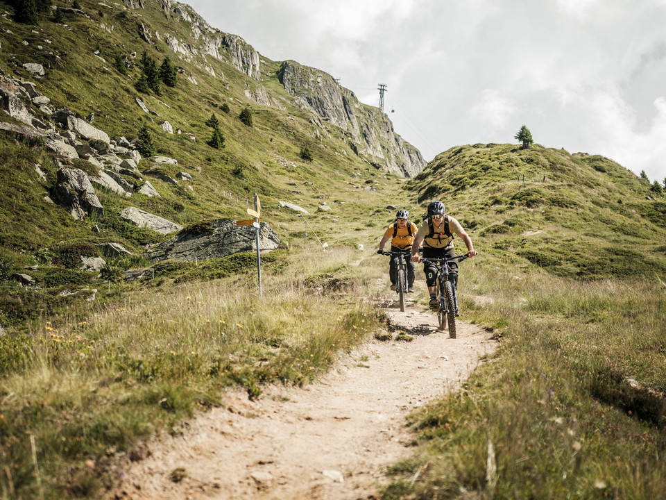 4. Königsetappe: Bettmeralp - Bettmerhorn - Bettmeralp - Betten - Mörel