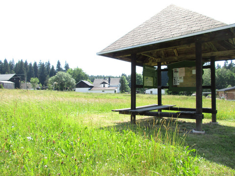 Sitzgruppe am Waldweiler Siehdichfür FW 1