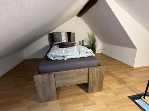 SCHLAFZIMMER 3
