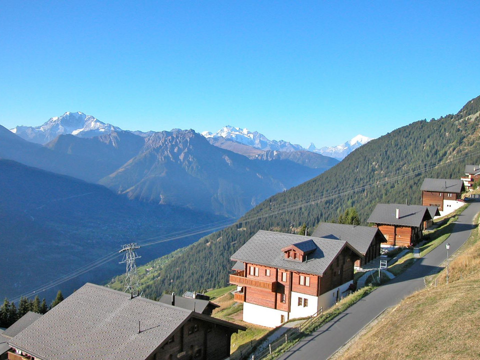 Haus Emilio 3. Stock West -Ausblick Süd-Westbalkon