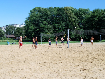 Beachvolleyball-Felder am Salzgittersee