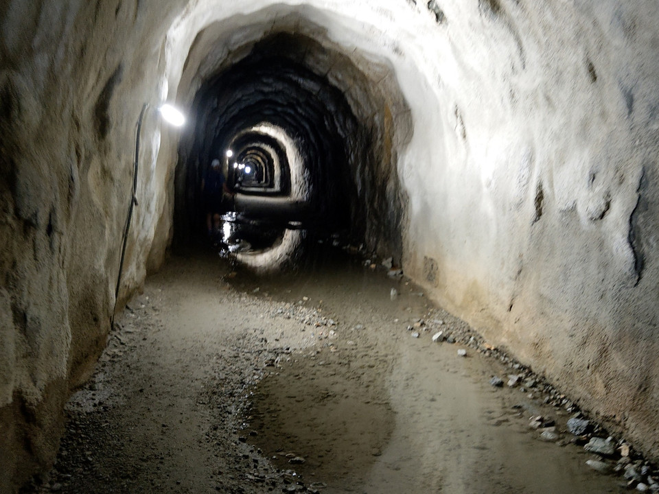 Rundwanderung von der Fiescheralp durch den Tälligrattunel zur Märjela und zum Gletscherrand
