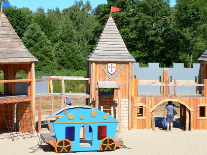 Ritterburgspielplatz Ansicht 3 in Salzgitter-Gebhardshagen