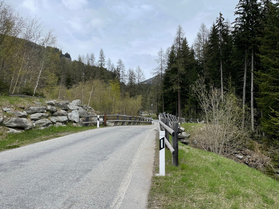 auf dem Weg zum Stausee