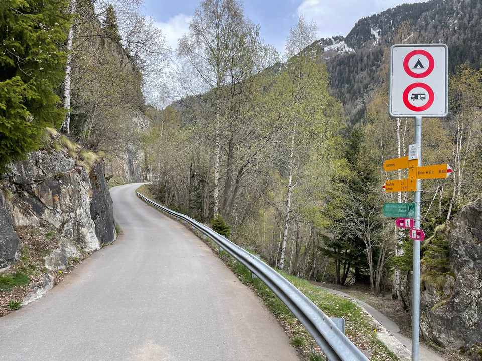 Abzweigung zum Stausee / Einstieg Klettersteig