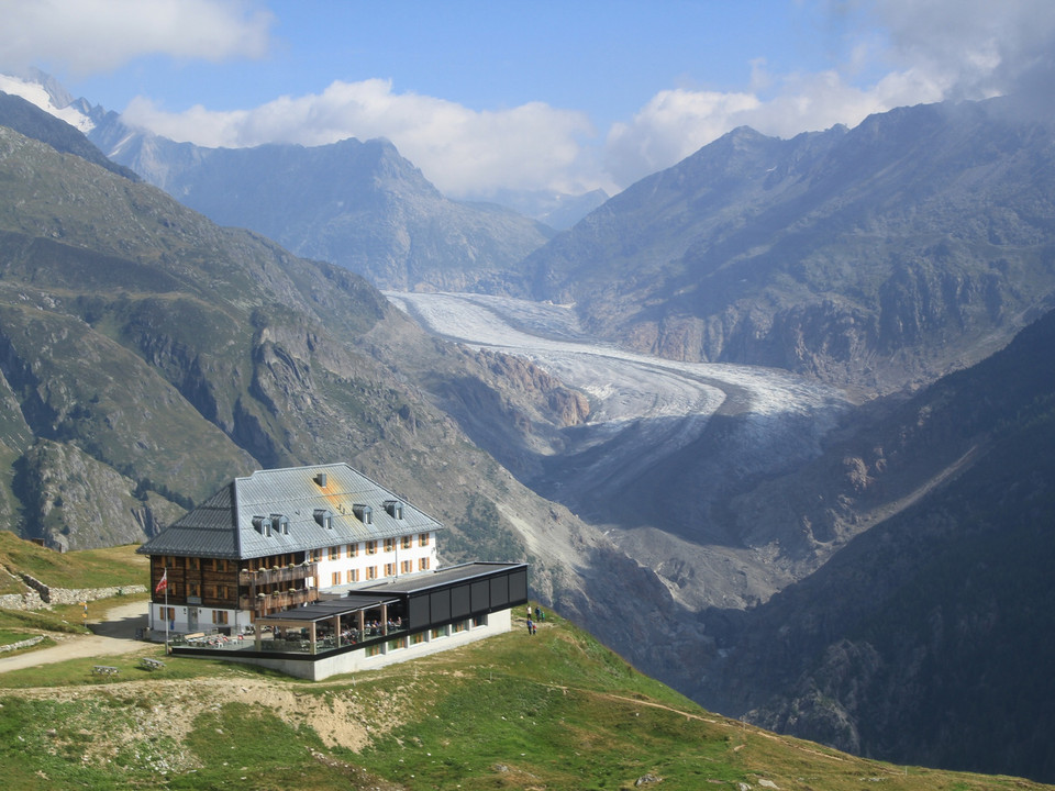 Hotel Belalp mit Sicht auf Aletschgletscher