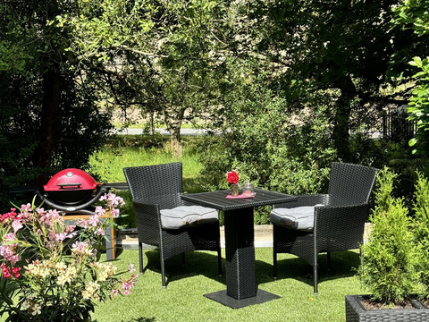 Terrasse mit Grillmöglichkeit