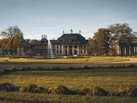 Wasserpalais im Schlosspark Pillnitz.jpg