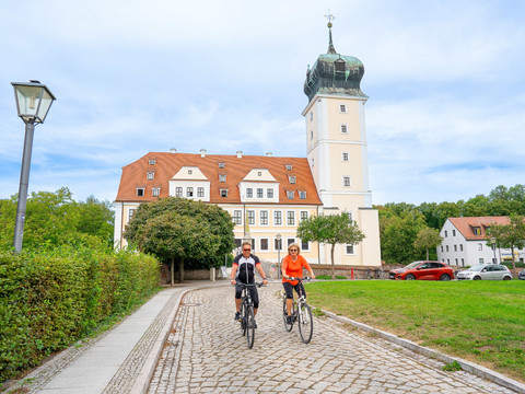Radfahren am Barockschloss Delitzsch