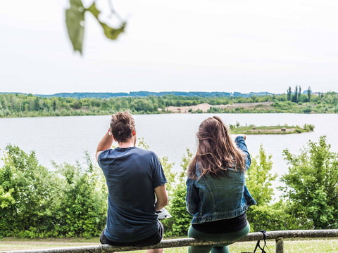 Fahrradfahrer am Badesee Pirna-Pratzschwitz