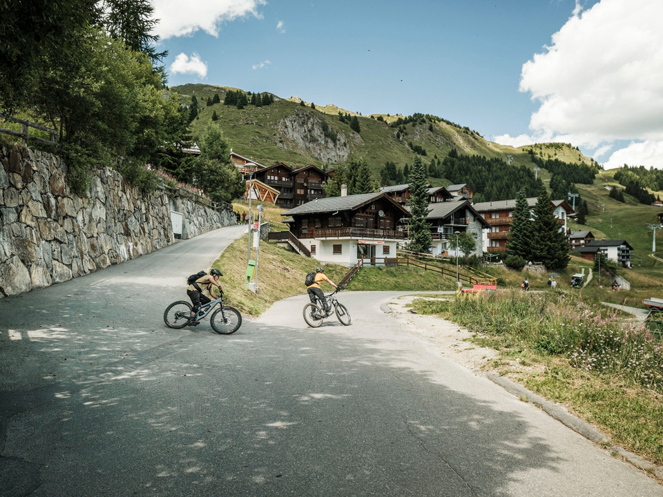 Enduro-Mountainbike in der Aletsch Arena