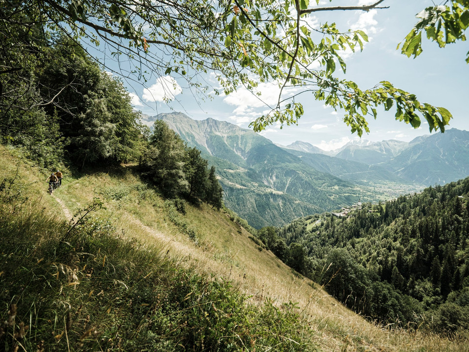 Enduro-Mountainbike in der Aletsch Arena