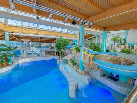 3018_aquaworld_empore