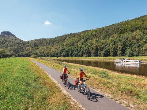 Elberadweg am Lilienstein in der Sächsischen Schweiz