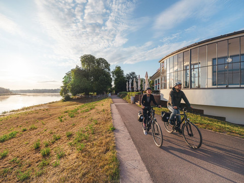 Elberadweg am Kornhaus in Dessau