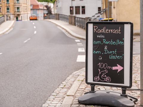 Radlerrast an der Pöppelmannbrücke
