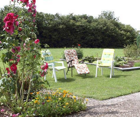 FeWo_Sieglinde_liegewiese_002