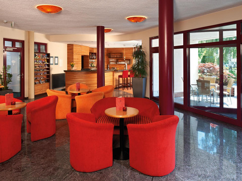 Parkhotel Neustadt - Hotellobby