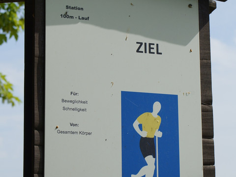 Kirchweg Trimm-Dich-Pfad Schlauroth