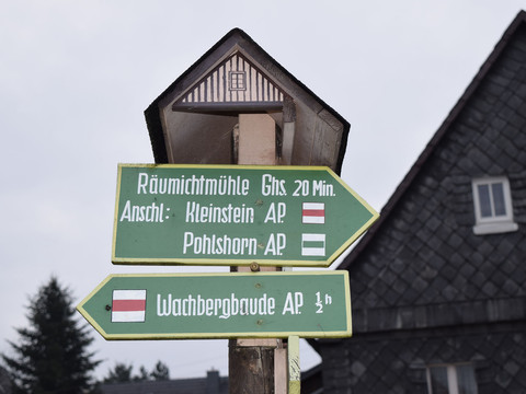 Wanderwegweiser in Saupsdorf