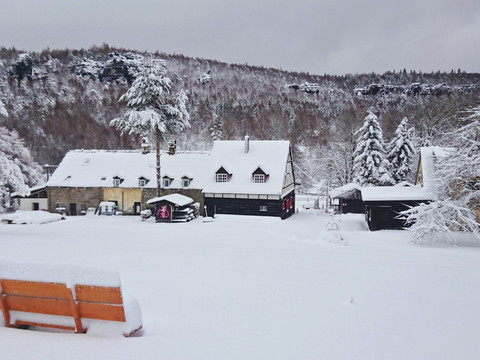 Campingplatz in Ostrov (Eiland)