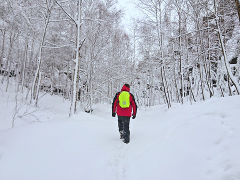 Aufstieg aus Orstrov (Eiland) hinaus