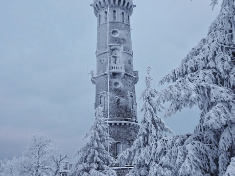 Aussichtsturm auf dem Hohen Schneeberg