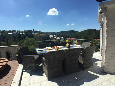 Ein Frühstück draußen genießen...